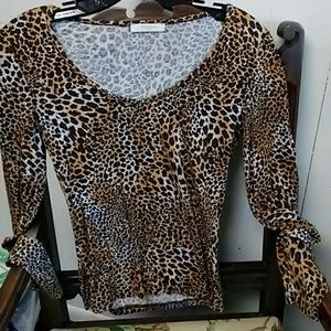 Xetra Italia Animal print long sleeve top Medium